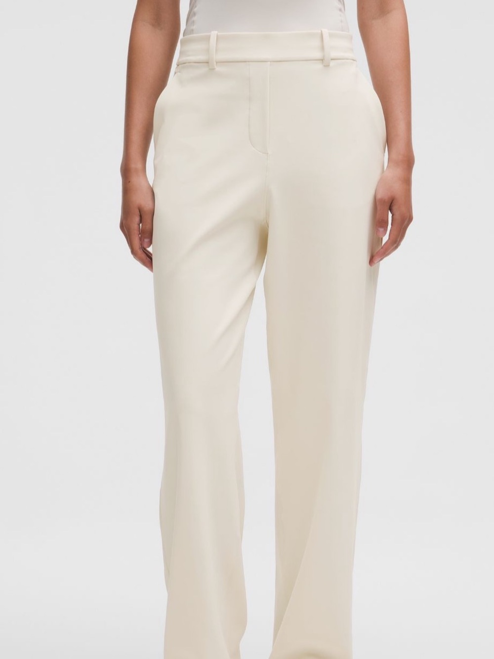 lululemon daydrift HR straight leg trousers short